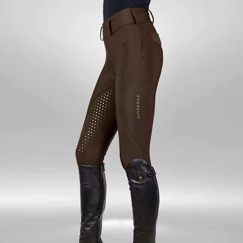 Women full grip riding tights.